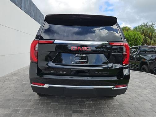 2025 GMC Yukon XL Elevation