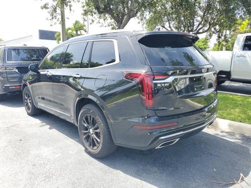 2022 Cadillac XT6 Luxury