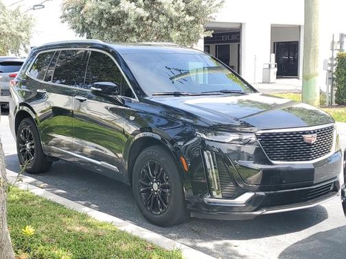 2022 Cadillac XT6 Luxury