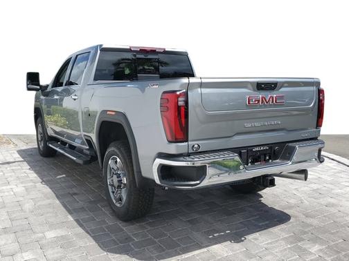 2025 GMC Sierra 2500 SLT