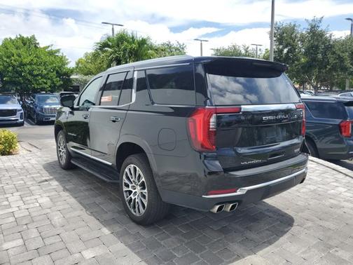 Onyx Black 2025 GMC Yukon Denali