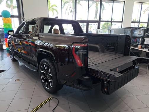 2025 GMC Sierra EV Extended Range Denali