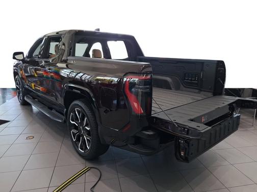 2025 GMC Sierra EV Extended Range Denali