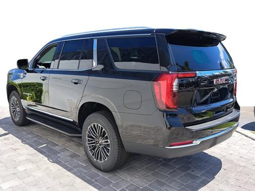 2025 GMC Yukon Elevation