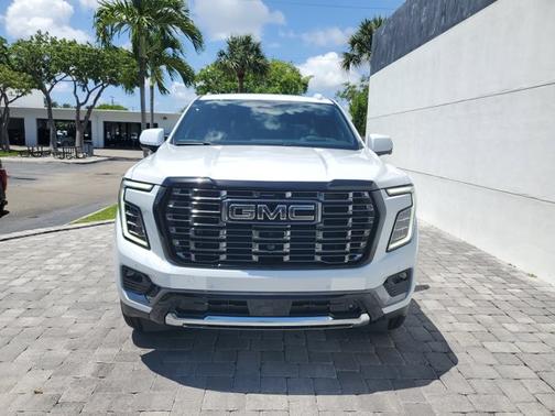 Glacier White Tricoat 2026 GMC Yukon Denali Ultimate