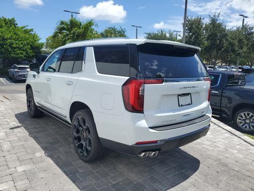 Glacier White Tricoat 2026 GMC Yukon Denali Ultimate