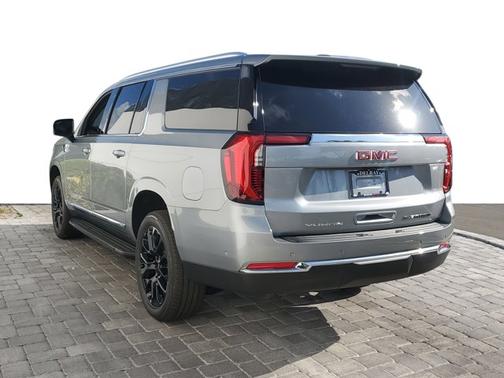 2025 GMC Yukon XL Elevation