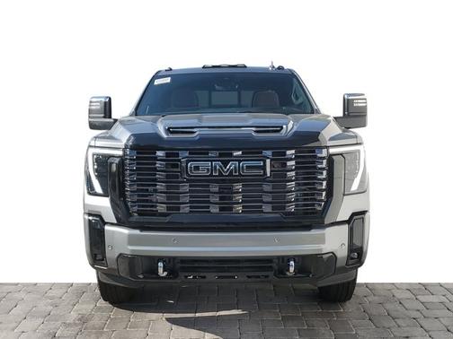 2025 GMC Sierra 3500 Denali