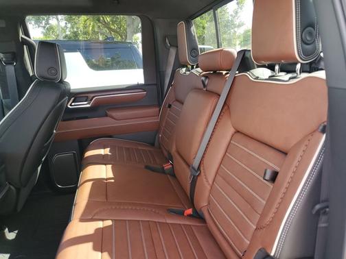 2025 GMC Sierra 2500 Denali