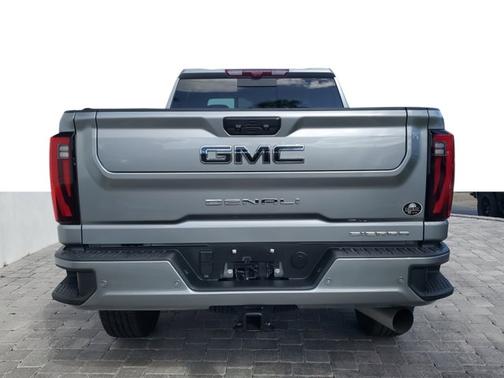 2025 GMC Sierra 2500 Denali