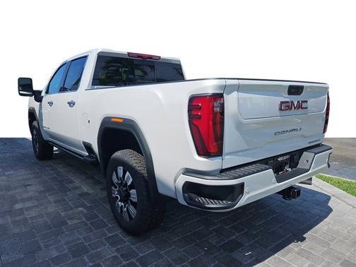 2025 GMC Sierra 2500 Denali