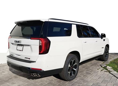 2026 GMC Yukon XL AT4