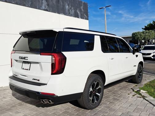 2026 GMC Yukon XL AT4