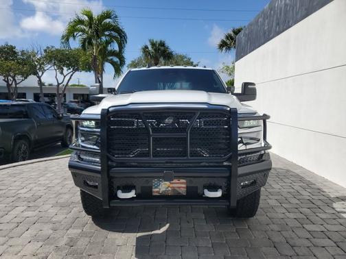 Bright White Clearcoat 2025 RAM 2500 Tradesman