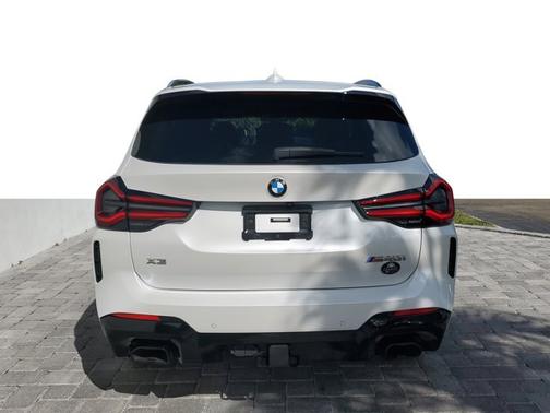 2023 BMW X3 M40i