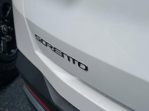 2024 Kia Sorento SX