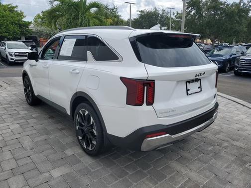 2024 Kia Sorento SX