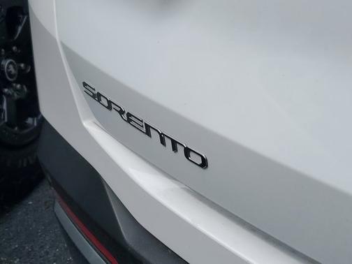 2024 Kia Sorento SX