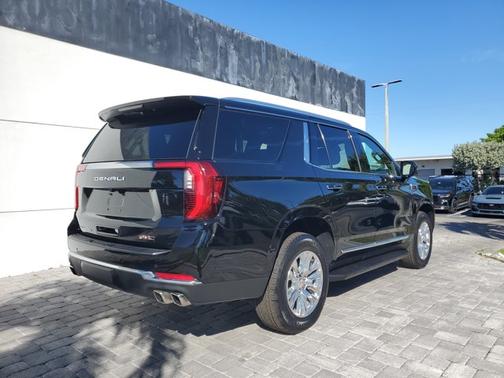 2025 GMC Yukon Denali