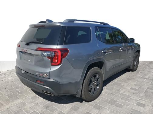 2021 GMC Acadia AT4