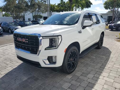 2022 GMC Yukon SLE