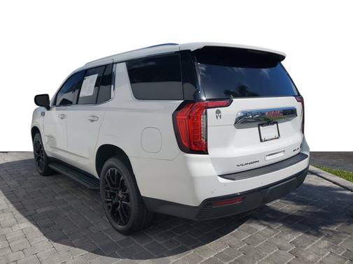 2022 GMC Yukon SLE