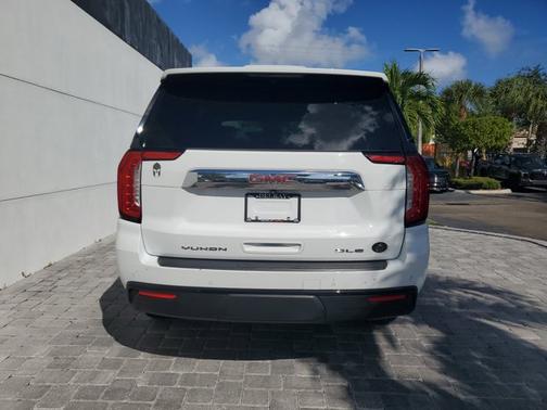 2022 GMC Yukon SLE