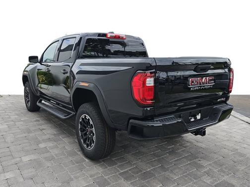 2026 GMC Canyon 4WD AT4