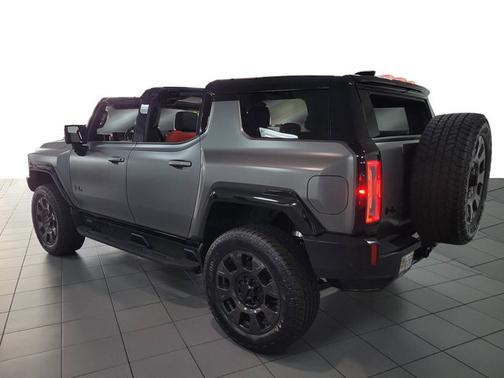 Magnus Gray Matte 2026 GMC HUMMER EV SUV 3X