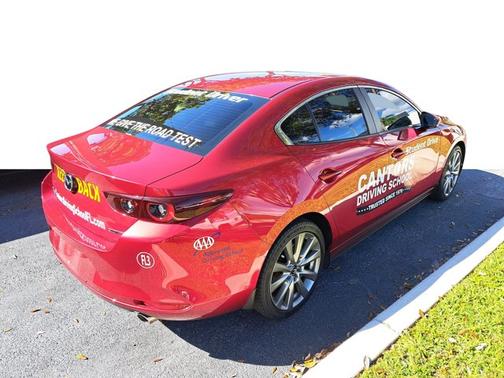 2023 Mazda Mazda3 2.5 S Select