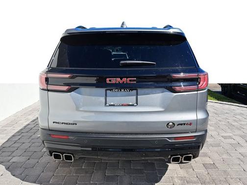 2026 GMC Acadia AWD AT4