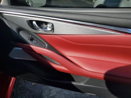 2019 INFINITI Q60 RED SPORT 400