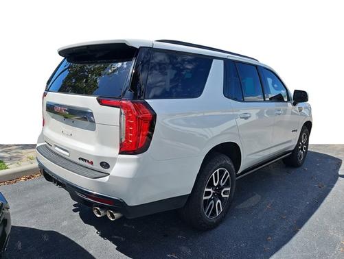 2023 GMC Yukon AT4