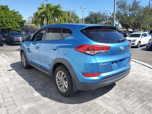 2018 Hyundai TUCSON SE