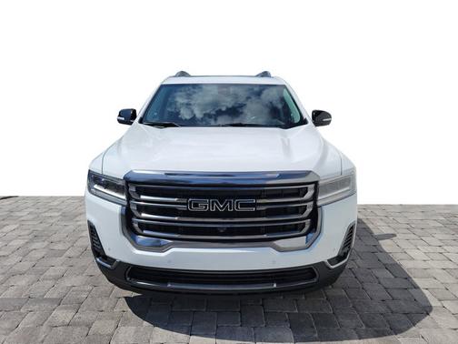 Summit White 2022 GMC Acadia AT4