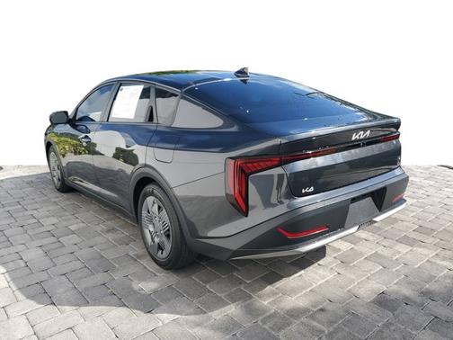 2025 Kia K4 LX
