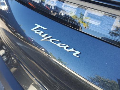 2025 Porsche Taycan