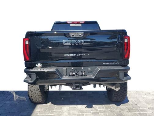 2026 GMC Sierra 2500 Denali