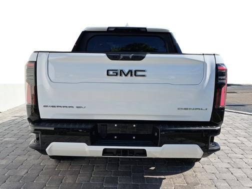 2025 GMC Sierra EV Extended Range Denali