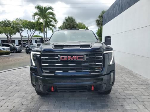 2024 GMC Sierra 2500 AT4
