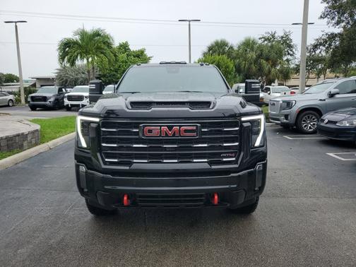 2024 GMC Sierra 2500 AT4