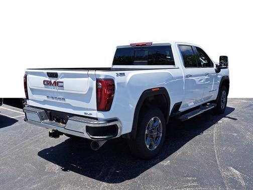 2025 GMC Sierra 2500 SLT