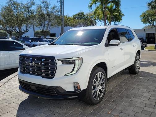2026 GMC Acadia Denali