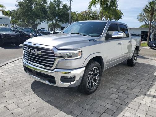 Billet Silver Metallic Clearcoat 2025 RAM 1500 Laramie