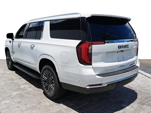 2025 GMC Yukon XL Elevation