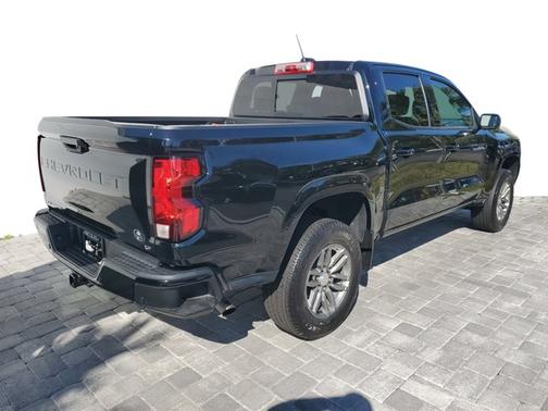 2024 Chevrolet Colorado 2WD LT