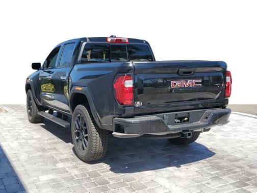 2025 GMC Canyon 4WD Denali