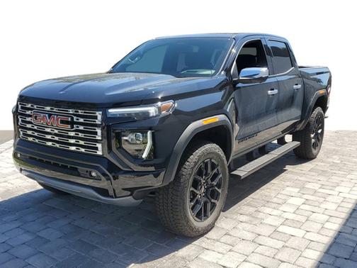 2025 GMC Canyon 4WD Denali