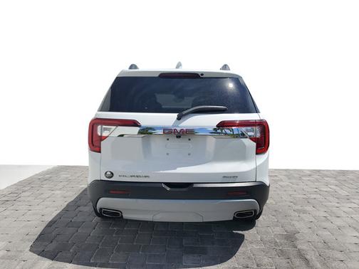 Summit White 2023 GMC Acadia SLE