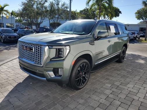 2024 GMC Yukon XL Denali